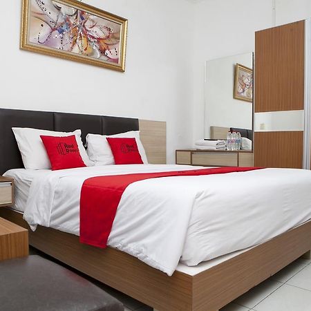 Reddoorz Near Institut Teknologi Bandung 2 Ξενοδοχείο Εξωτερικό φωτογραφία
