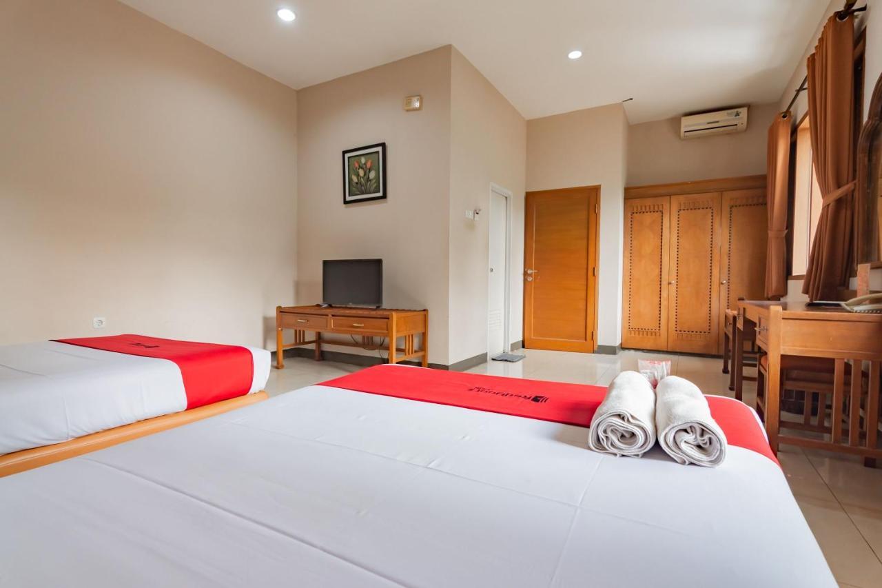 Reddoorz Near Institut Teknologi Bandung 2 Ξενοδοχείο Εξωτερικό φωτογραφία