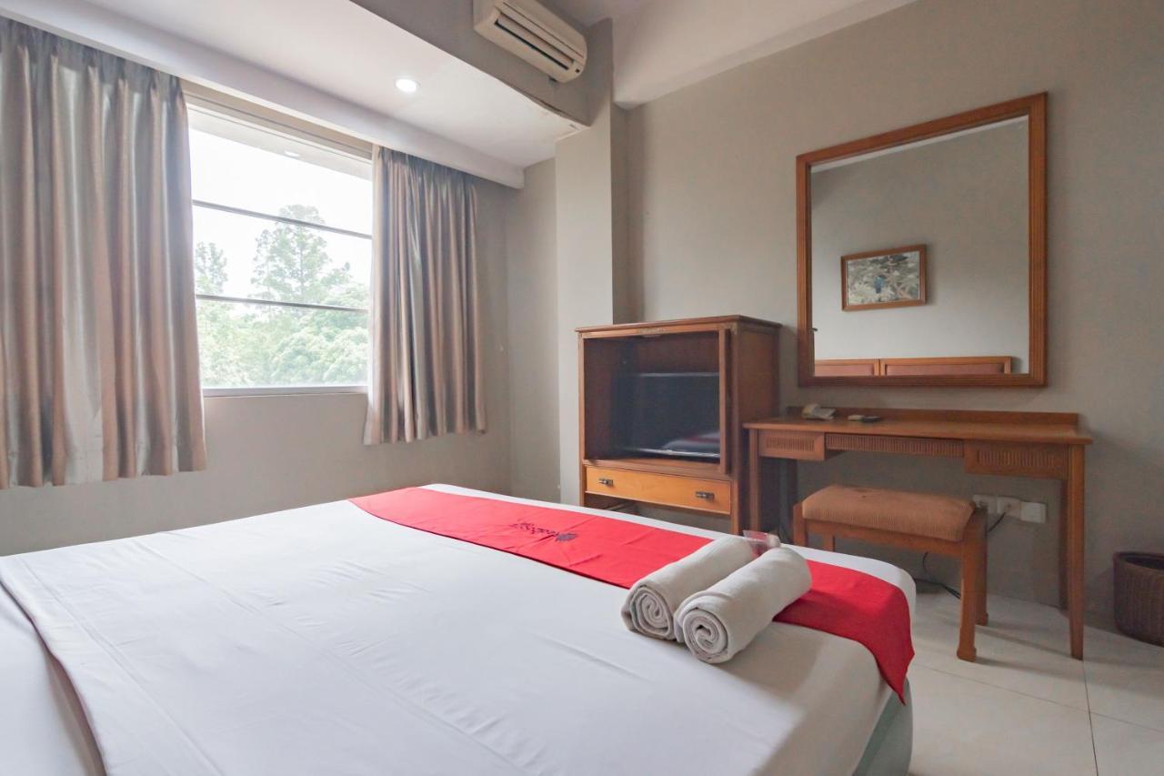 Reddoorz Near Institut Teknologi Bandung 2 Ξενοδοχείο Εξωτερικό φωτογραφία