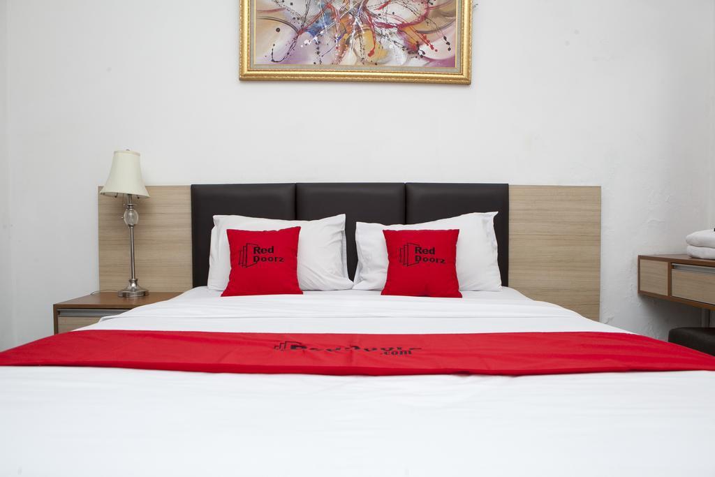 Reddoorz Near Institut Teknologi Bandung 2 Ξενοδοχείο Εξωτερικό φωτογραφία