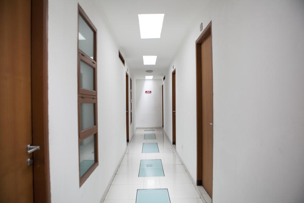 Reddoorz Near Institut Teknologi Bandung 2 Ξενοδοχείο Εξωτερικό φωτογραφία