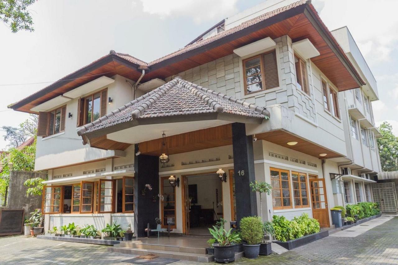 Reddoorz Near Institut Teknologi Bandung 2 Ξενοδοχείο Εξωτερικό φωτογραφία